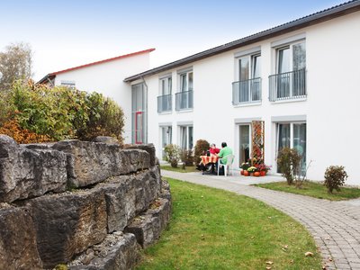 Wohnheim mit Terrasse